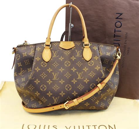 louis vuitton handbag.|Louis Vuitton.